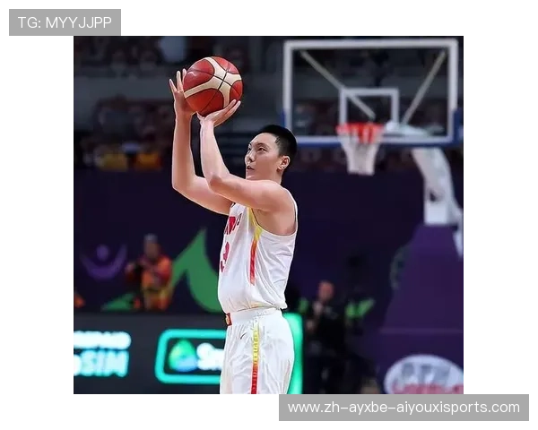 足球运动员西装CBA：当篮球和足球交汇